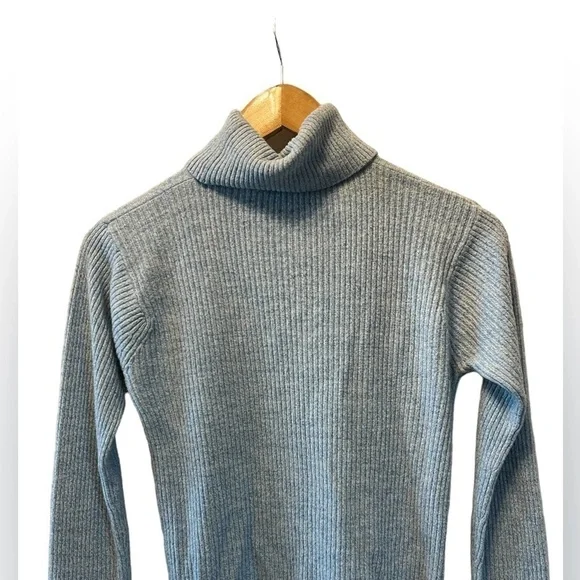 Baby Blue Knit Long Sleeve Pullover Sweater S - Picture 4 of 6